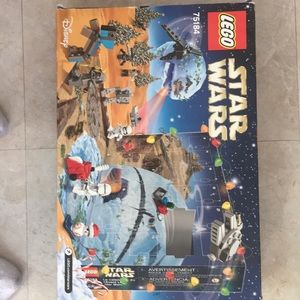 STARS WARS Advent Calander with 24 gifts.